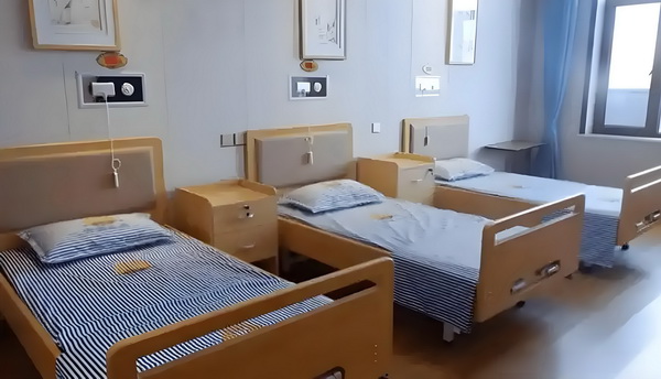 龙岗深圳落户办理_明星梦可以有，但不能是因为不想上学 名现有我院养老员6护理