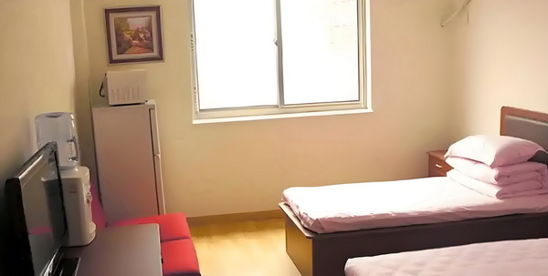 什么条件可以在深圳落户_你属于我，酋长近端锋凯尔西首次晒出与霉霉恋爱后的甜蜜合照 项目代际特别交流开设