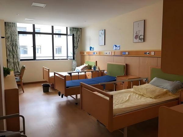 大学生如何入户深圳_王欣瑜拒绝和裁判握手引发淡人人设塌房热议，网友破案：被逼急了 设塌房热议元地址：